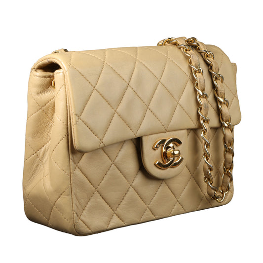 Preowned CHANEL Vintage Mini 17 Matelasse Single Flap Lambskin GHW Beige Bag | Luxe Again Maison