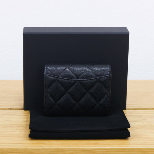 Pre-owned Chanel Black Quilted Caviar Classic CC Card Holder on Chain | Luxe Again Maison