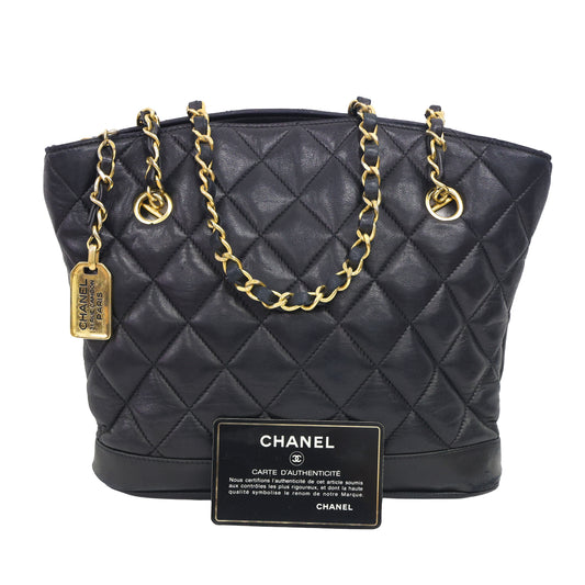 Preloved CHANEL Matelasse Lambskin Chain Shoulder Bag Black Gold Hardware | Luxe Again Maison