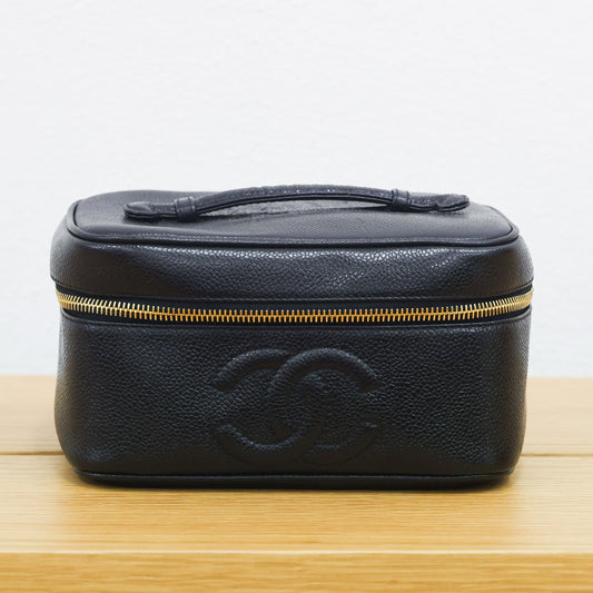 Pre-owned vintage Chanel Vintage Caviar Skin Black 4th Series Vanity Bag | Luxe Again Maison