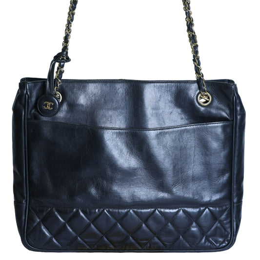 Preloved CHANEL Vintage Matelasse Lambskin Chain Tote Black Gold Tone Hardware 0 Series | Luxe Again Maison
