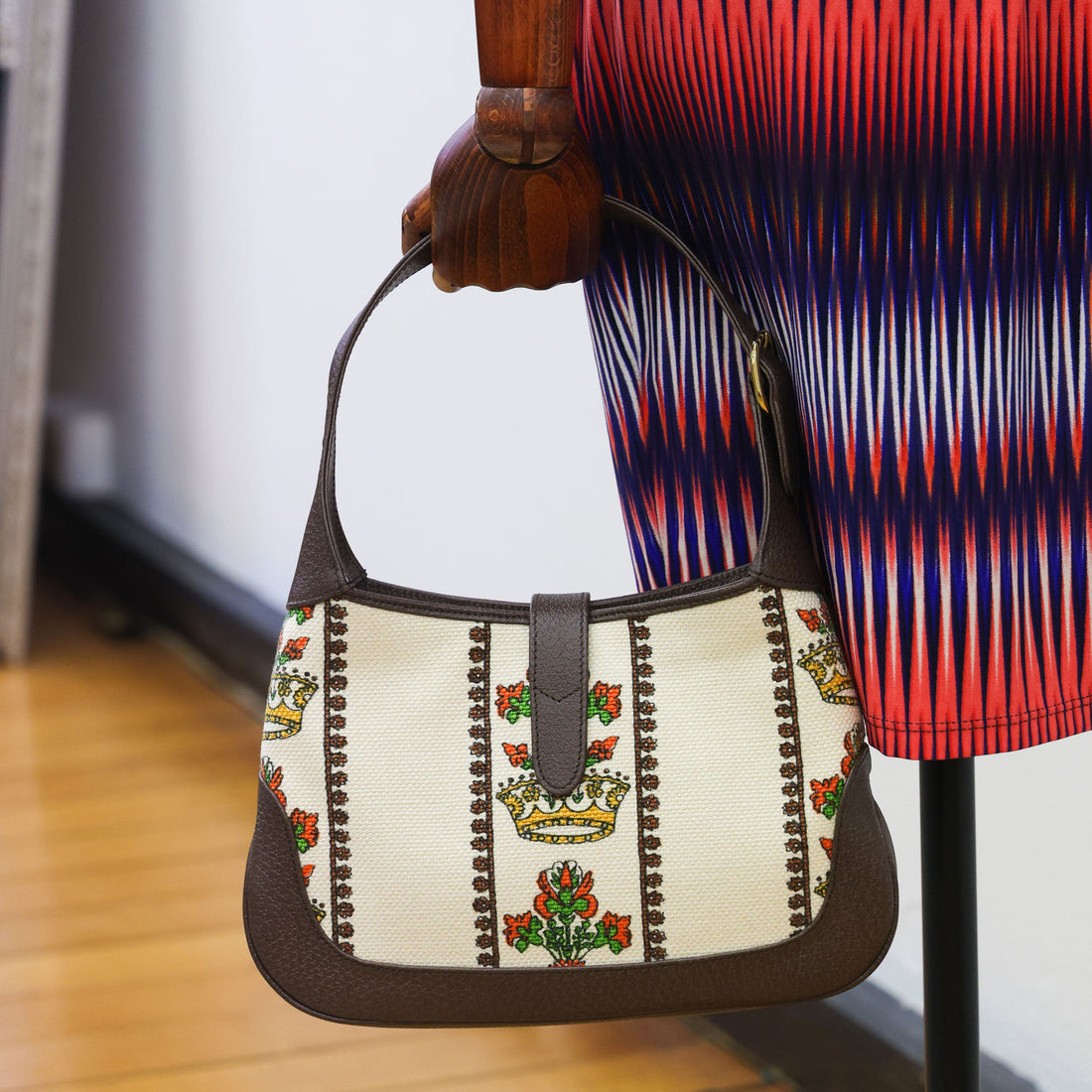 Why We Love the Gucci Jackie 1961