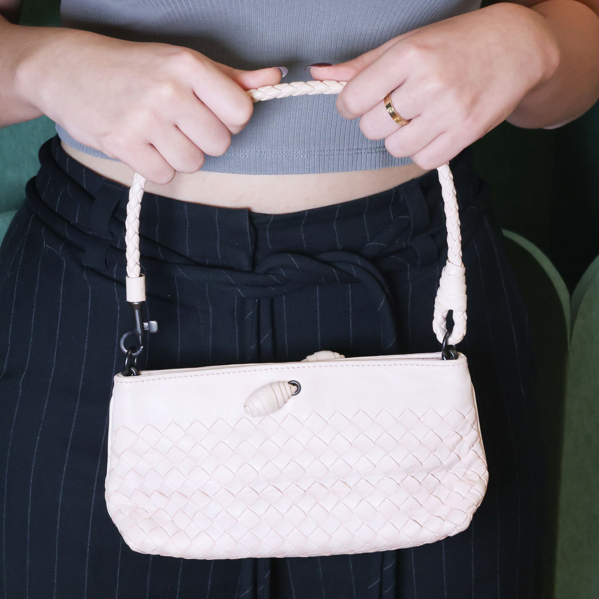Preowned BOTTEGA VENETA Intrecciato Leather Shoulder Bag Pink | Luxe Again Maison