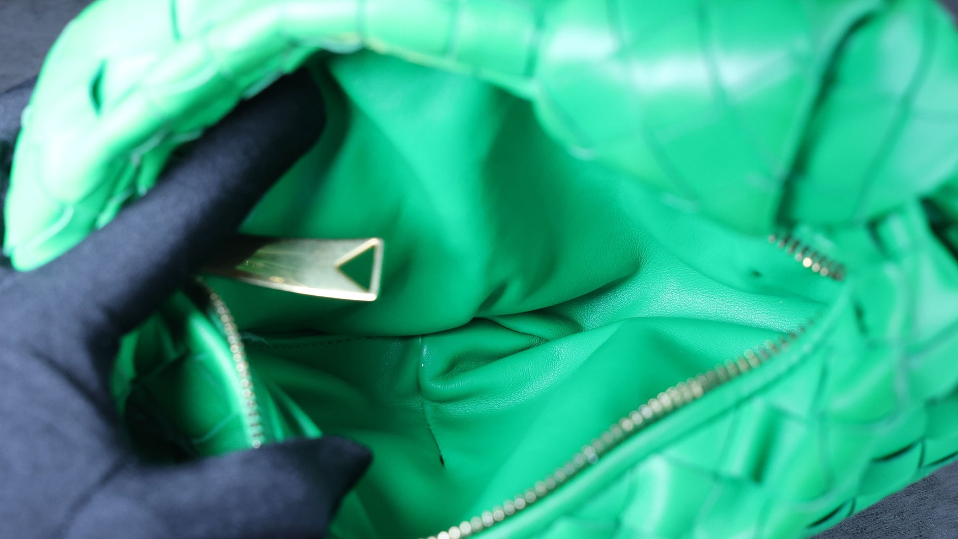 Preowned BOTTEGA VENETA Intrecciato Mini Jodie Leather Green Bag  | Luxe Again Maison