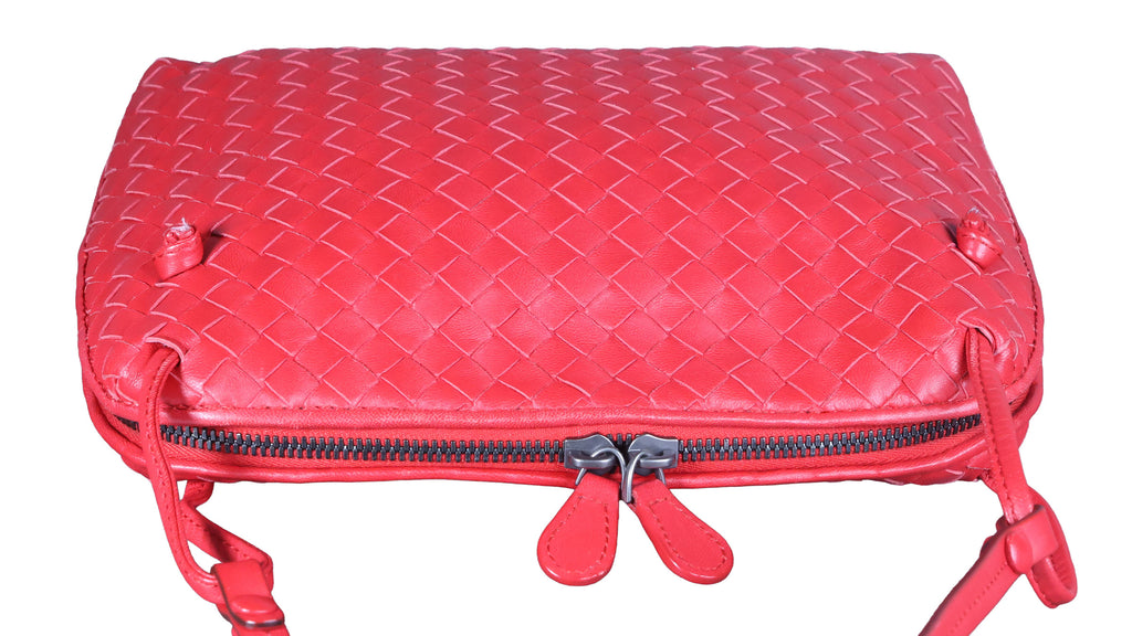 Preowned BOTTEGA VENETA Intrecciato Nodini Shoulder Bag Red | Luxe Again Maison