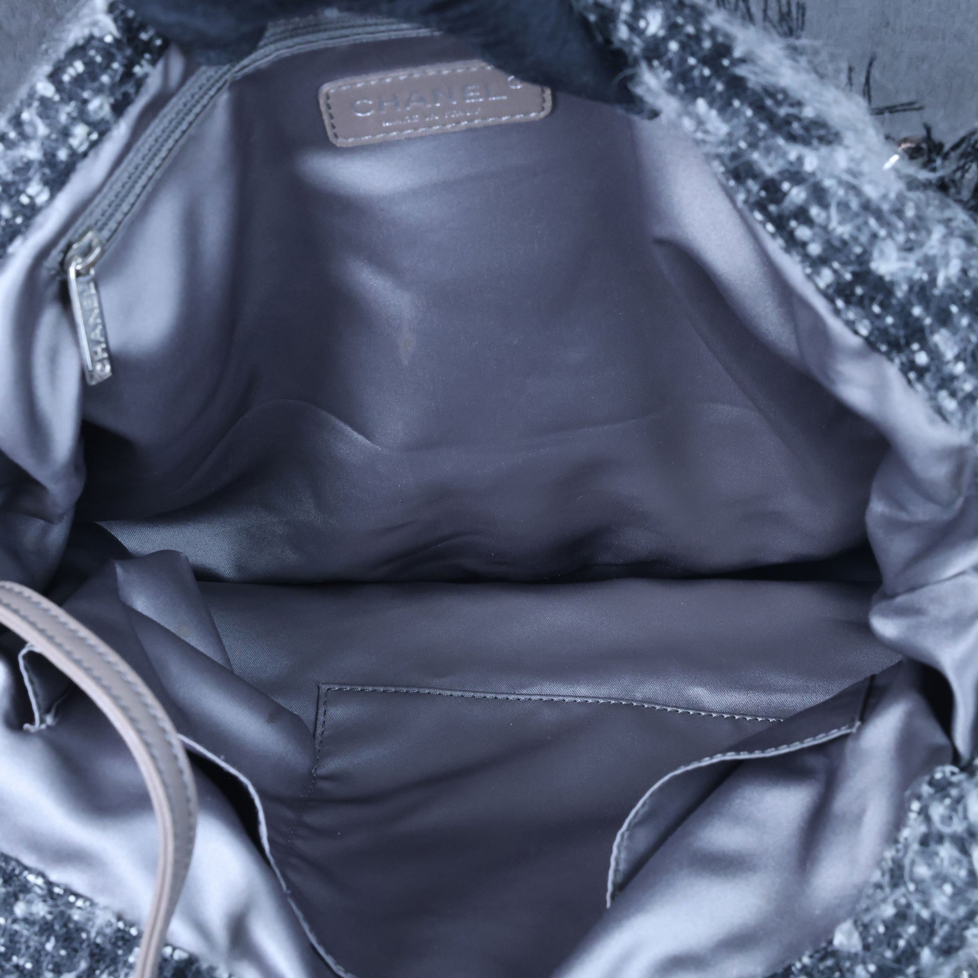 Preowned CHANEL Black Lambskin Leather And Fur Bon Bon Tote Bag | Luxe Again Maison