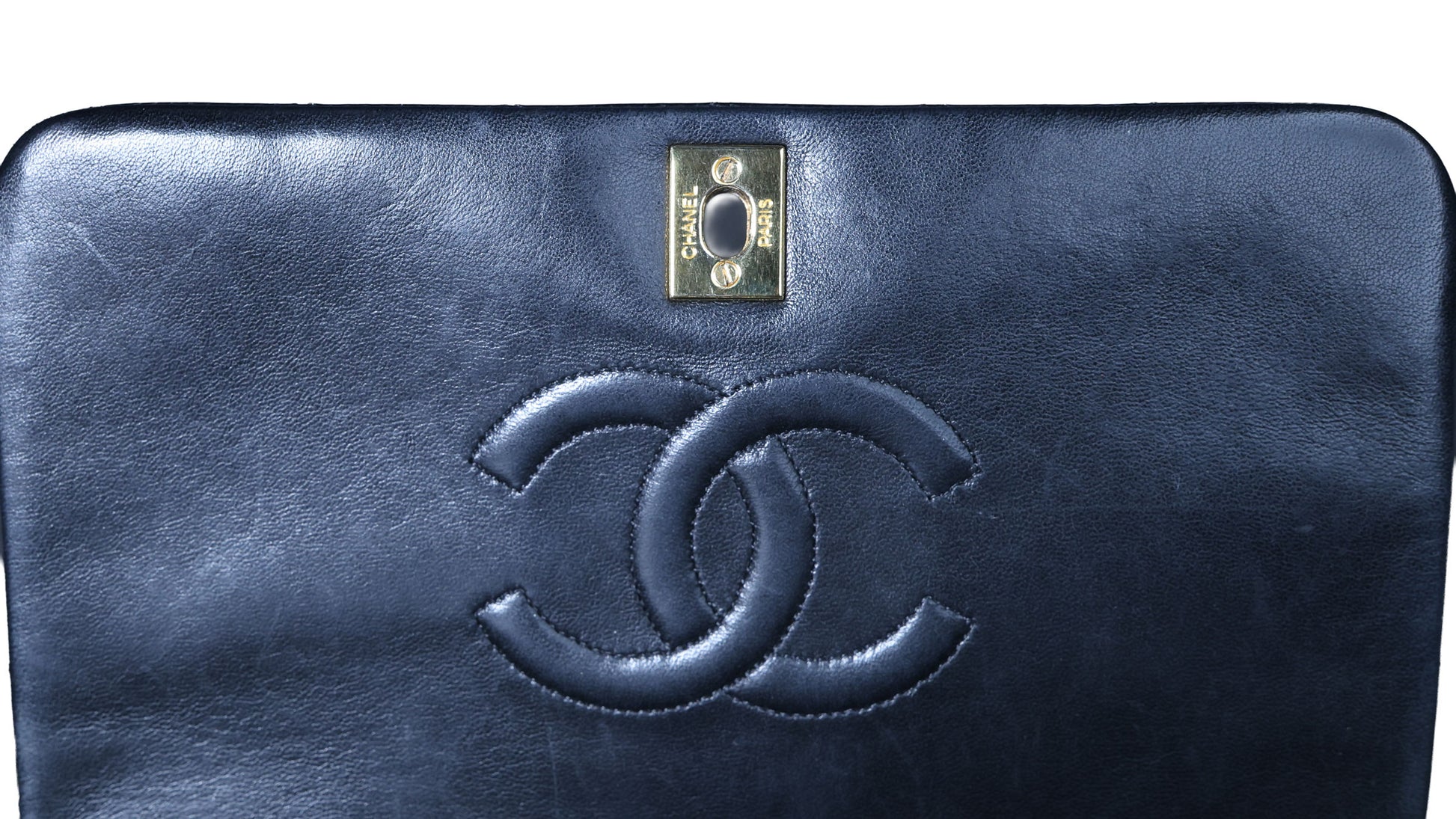 Preowned CHANEL Vintage Matelasse 23 Single Flap Black Lambskin Gold-Tone Hardware 18XXXX3 | Luxe Again Maison