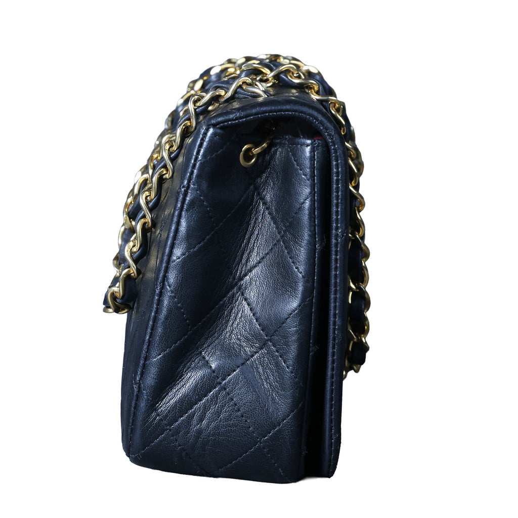 Preowned CHANEL Vintage Matelasse 23 Single Flap Black Lambskin Gold-Tone Hardware 18XXXX3 | Luxe Again Maison