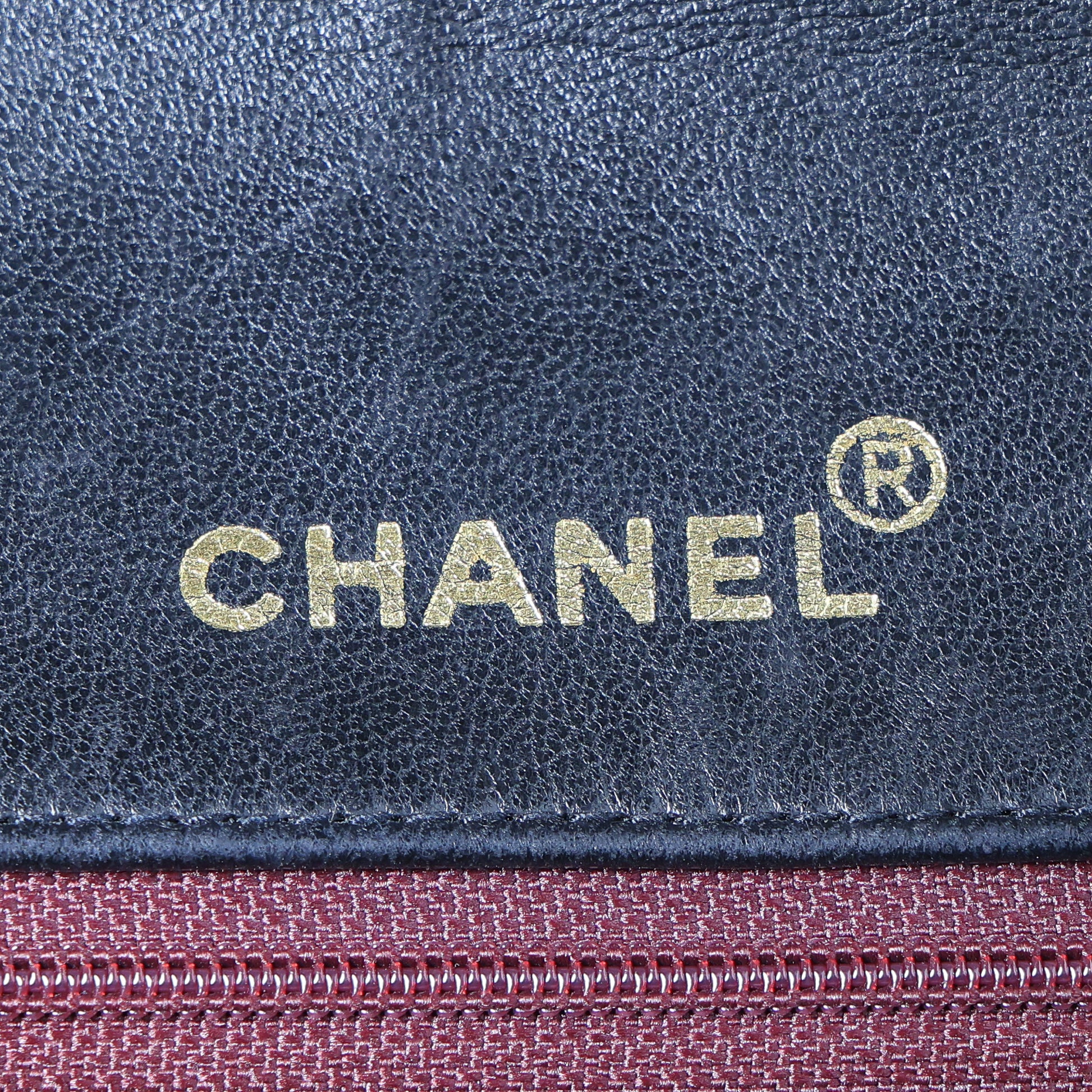 Preowned CHANEL Vintage Matelasse 23 Single Flap Black Lambskin Gold-Tone Hardware 18XXXX3 | Luxe Again Maison