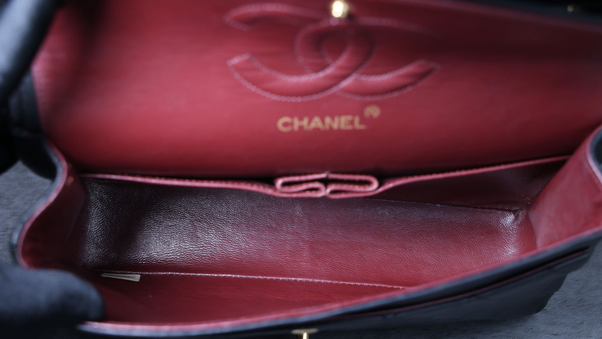 Preowned CHANEL Vintage Matelasse 25 Double Flap Black Lambskin Gold-Tone Hardware 09XXXXX 0 Series | Luxe Again Maison