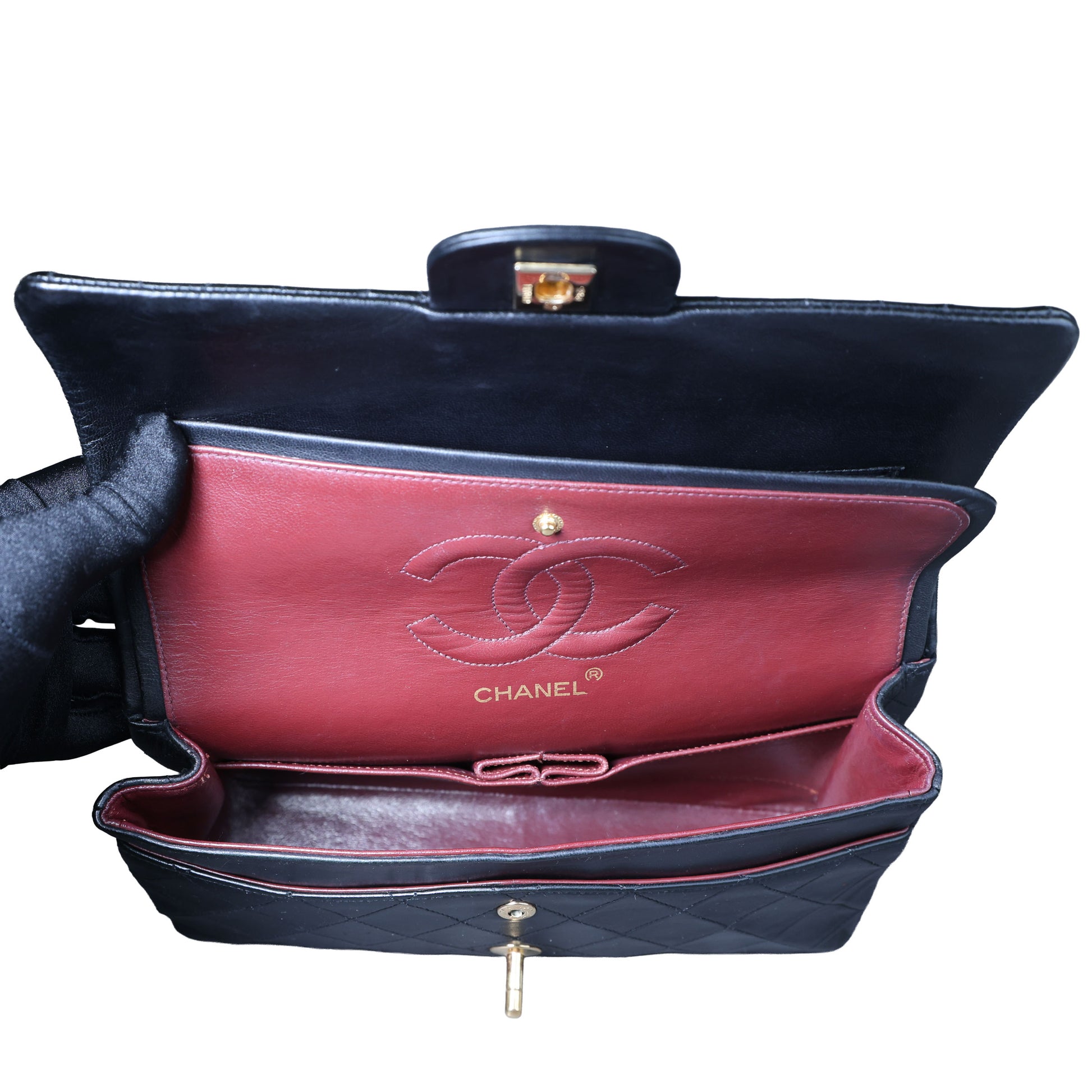 Preowned CHANEL Vintage Matelasse 25 Double Flap Black Lambskin Gold-Tone Hardware 09XXXXX 0 Series | Luxe Again Maison