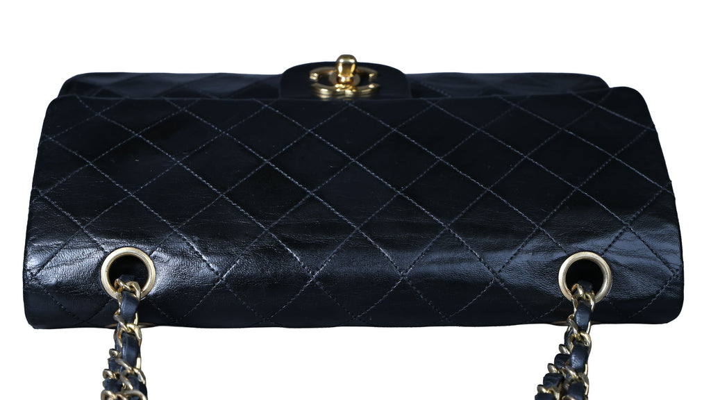 Preowned CHANEL Vintage Matelasse 25 Double Flap Black Lambskin Gold-Tone Hardware 09XXXXX 0 Series | Luxe Again Maison