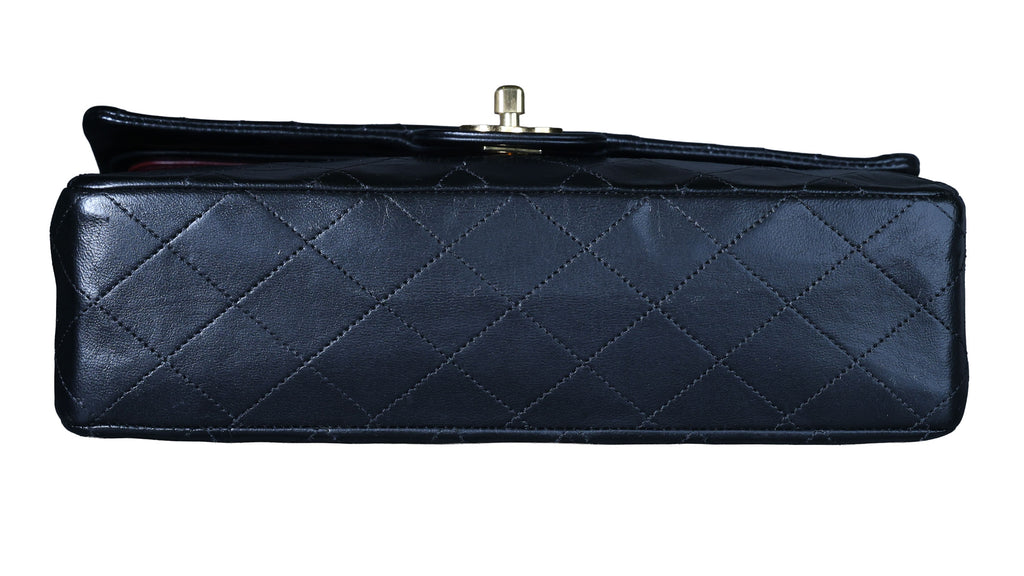 Preowned CHANEL Vintage Matelasse 25 Double Flap Black Lambskin Gold-Tone Hardware 09XXXXX 0 Series | Luxe Again Maison