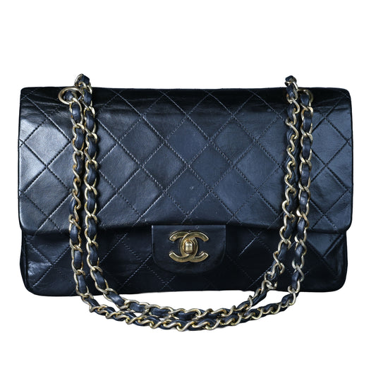 Preowned CHANEL Vintage Matelasse 25 Double Flap Black Lambskin Gold-Tone Hardware 09XXXXX 0 Series | Luxe Again Maison