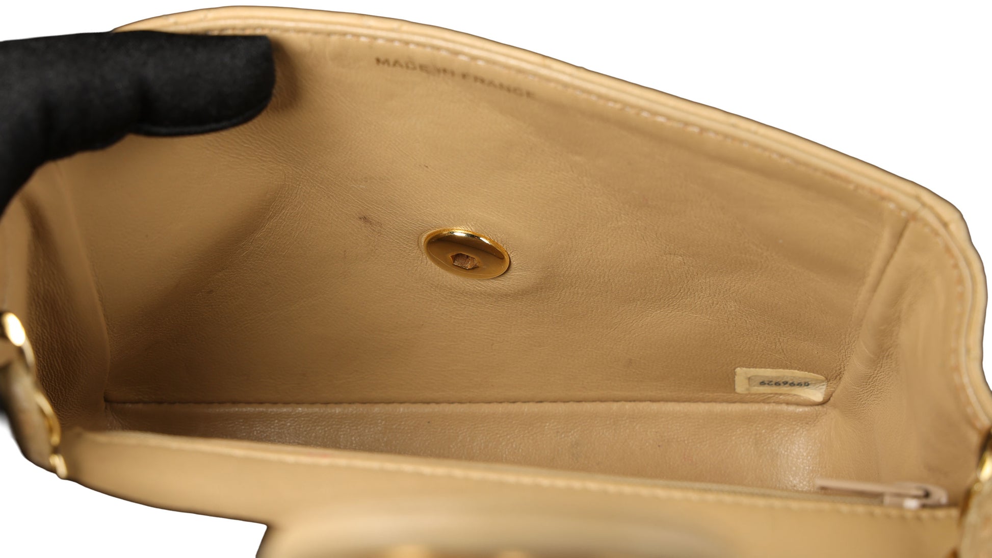 Preowned CHANEL Vintage Mini 17 Matelasse Single Flap Lambskin GHW Beige Bag | Luxe Again Maison