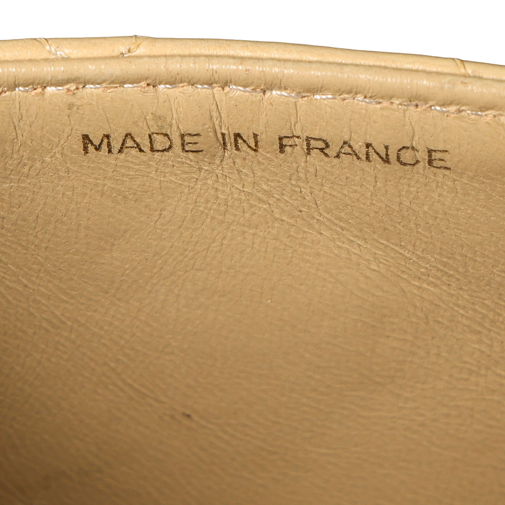 Preowned CHANEL Vintage Mini 17 Matelasse Single Flap Lambskin GHW Beige Bag | Luxe Again Maison