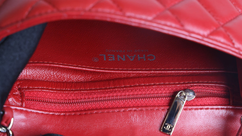 Preowned CHANEL Mini Classic 17 Matelasse Single Flap Red Silver-Tone Hardware 1XXXXXX8 | Luxe Again Maison
