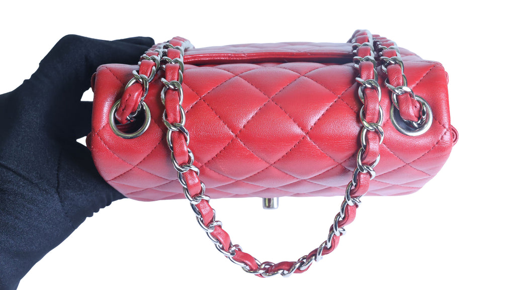 Preowned CHANEL Mini Classic 17 Matelasse Single Flap Red Silver-Tone Hardware 1XXXXXX8 | Luxe Again Maison