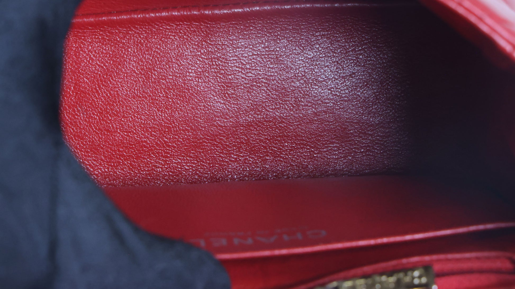 Preowned CHANEL Mini Classic 17 Matelasse Single Flap Red Silver-Tone Hardware 1XXXXXX8 | Luxe Again Maison