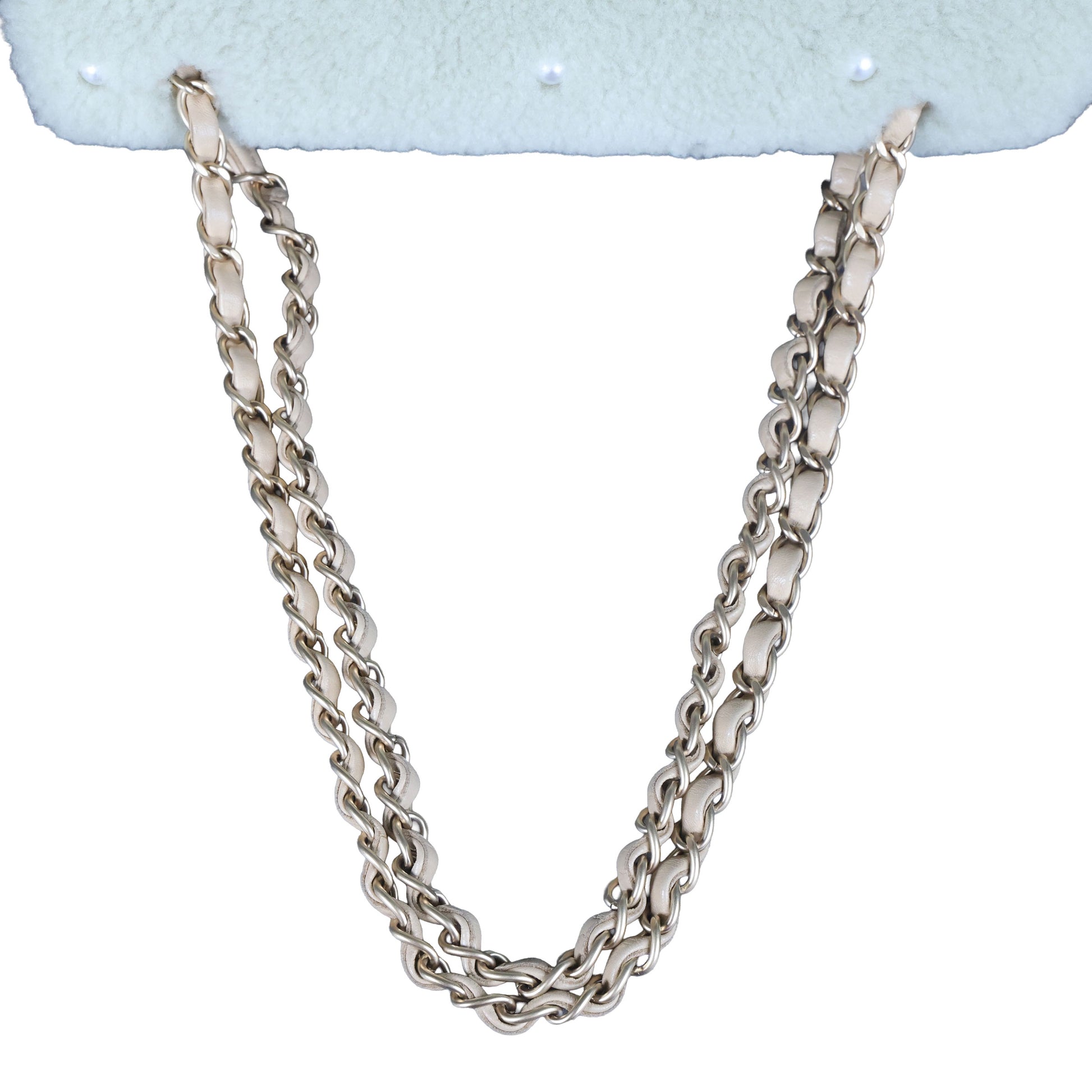 Preowned CHANEL Pearl Mouton Fur Single Flap Double Chain Bag | Luxe Again Maison