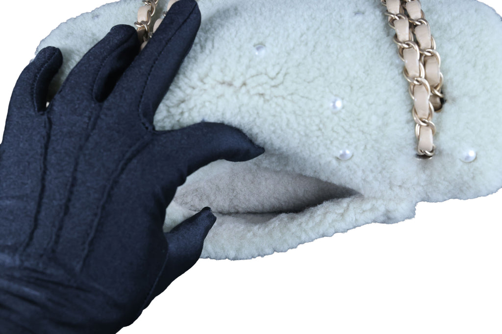Preowned CHANEL Pearl Mouton Fur Single Flap Double Chain Bag | Luxe Again Maison