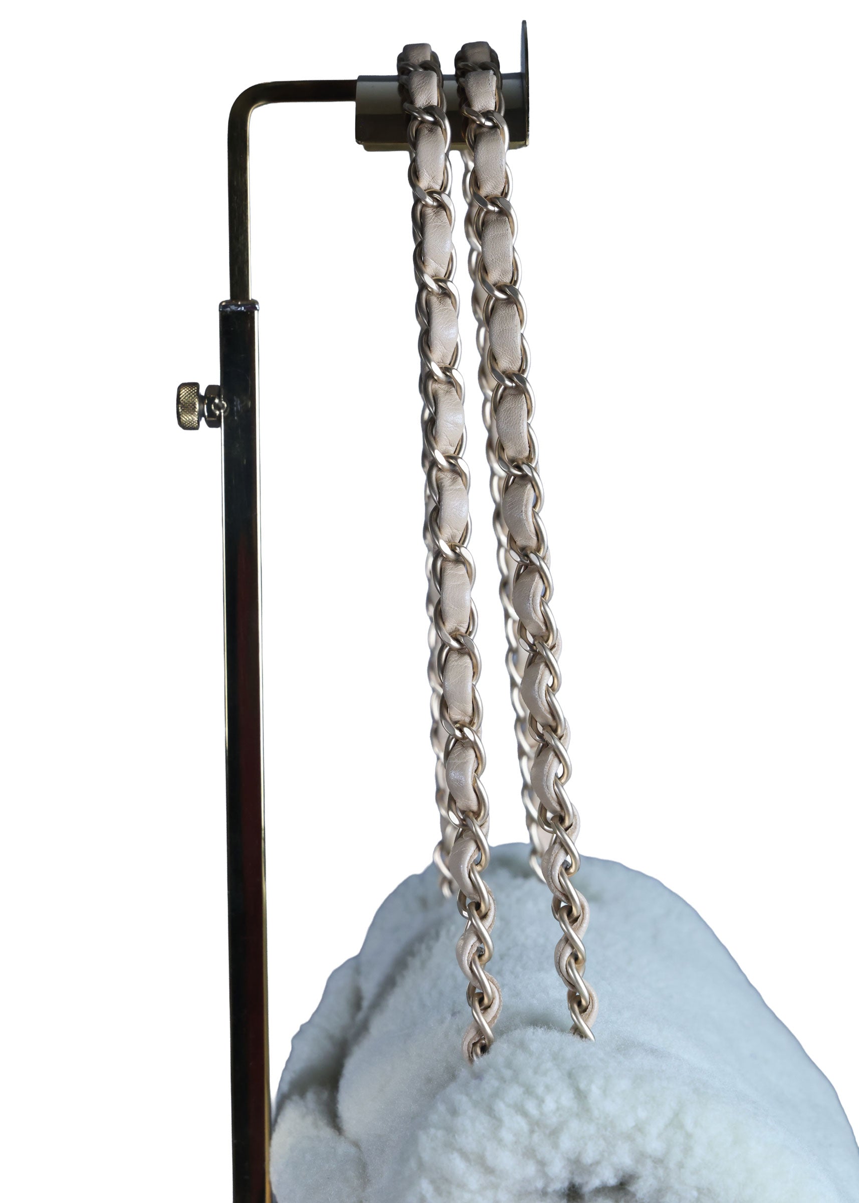 Preowned CHANEL Pearl Mouton Fur Single Flap Double Chain Bag | Luxe Again Maison