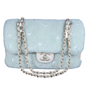 Preowned CHANEL Pearl Mouton Fur Single Flap Double Chain Bag | Luxe Again Maison