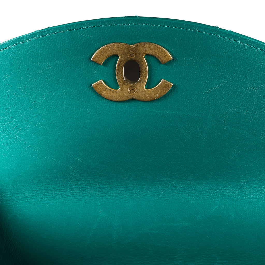 Preowned CHANEL Trendy CC Top Handle Quilted Lambskin Green  | Luxe Again Maison