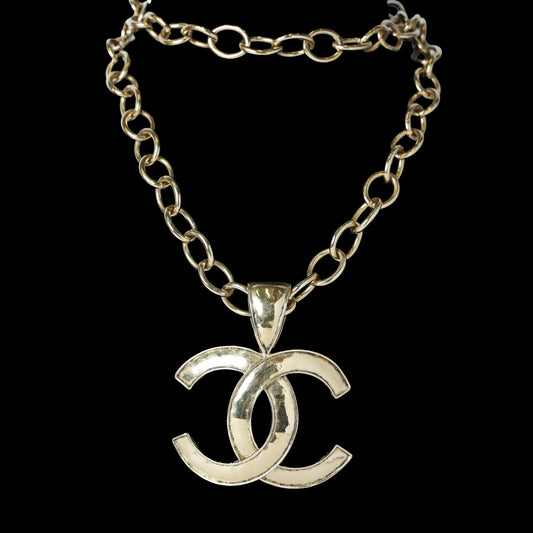 Preowned CHANEL Vintage Gold-Plated COCO Mark 94P Jumbo Necklace | Luxe Again Maison