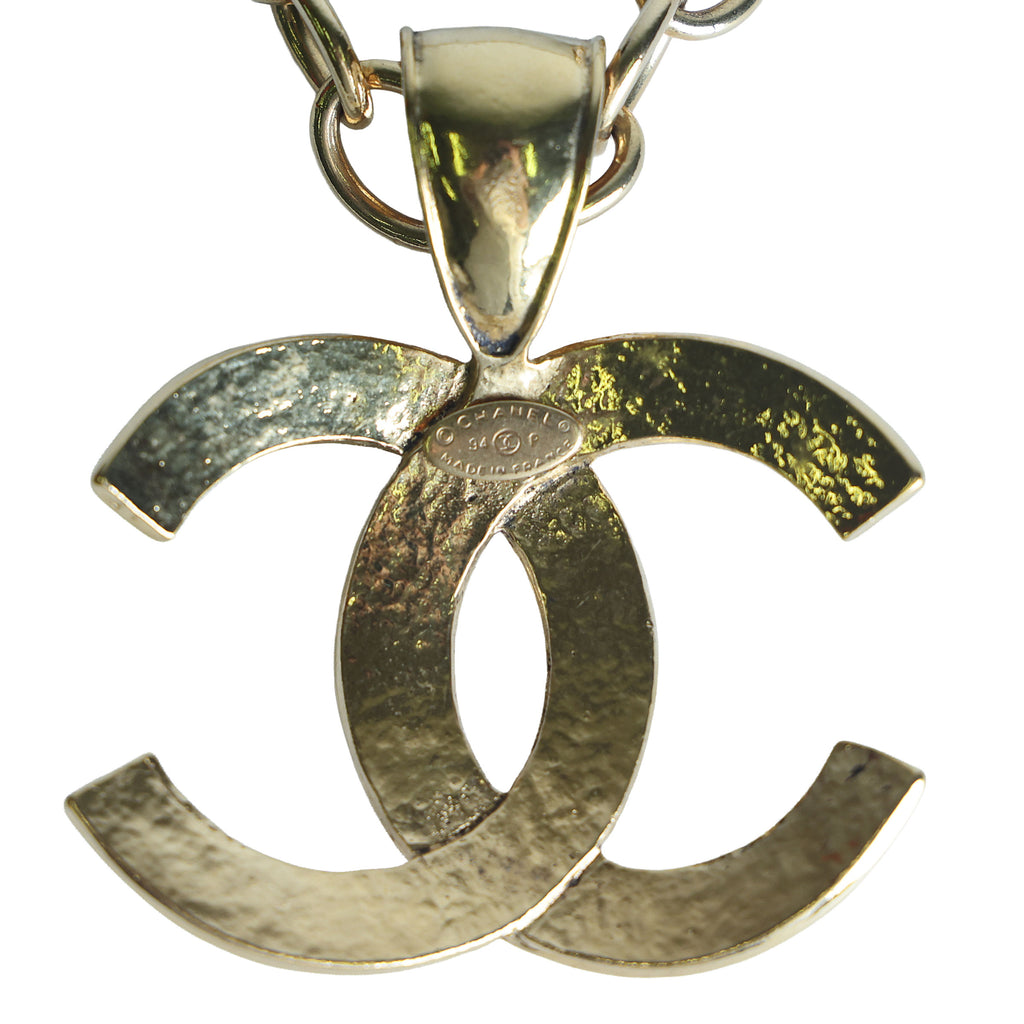 Preowned CHANEL Vintage Gold-Plated COCO Mark 94P Jumbo Necklace | Luxe Again Maison
