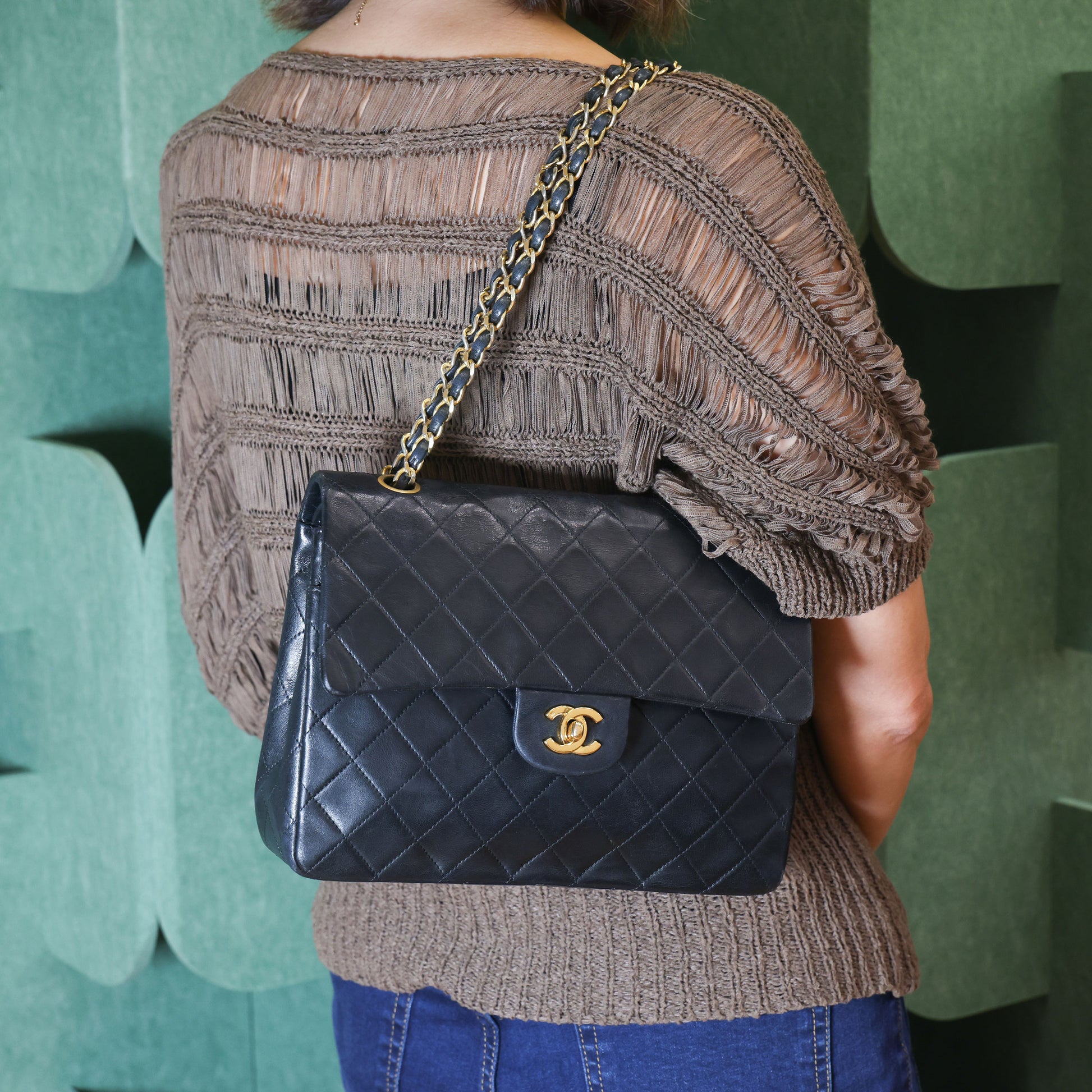 Preowned CHANEL Vintage Classic 11.12 (Medium Double Flap) Handbag Black Gold Hardware 1XXXXX3 | Luxe Again Maison