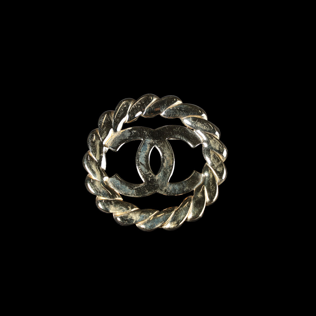 Preowned CHANEL Vintage Coco Mark Circle 93A Brooch GP | Luxe Again Maison