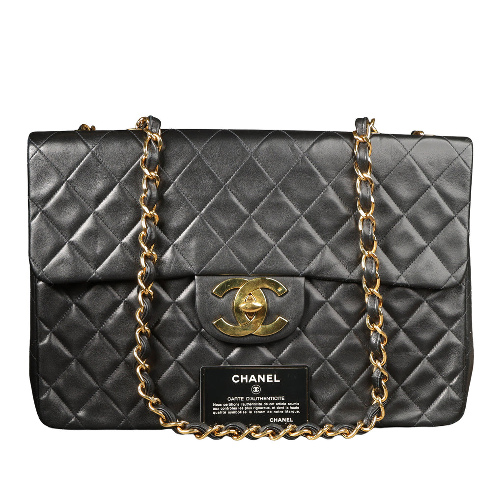 Preowned CHANEL Vintage Matelasse 34 Maxi Classic Flap Black Lambskin GHW 31XXX47 | Luxe Again Maison