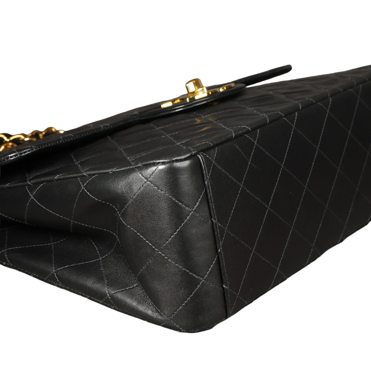 Preowned CHANEL Vintage Matelasse 34 Maxi Classic Flap Black Lambskin GHW 31XXX47 | Luxe Again Maison