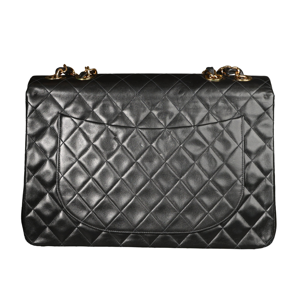 Preowned CHANEL Vintage Matelasse 34 Maxi Classic Flap Black Lambskin GHW 31XXX47 | Luxe Again Maison