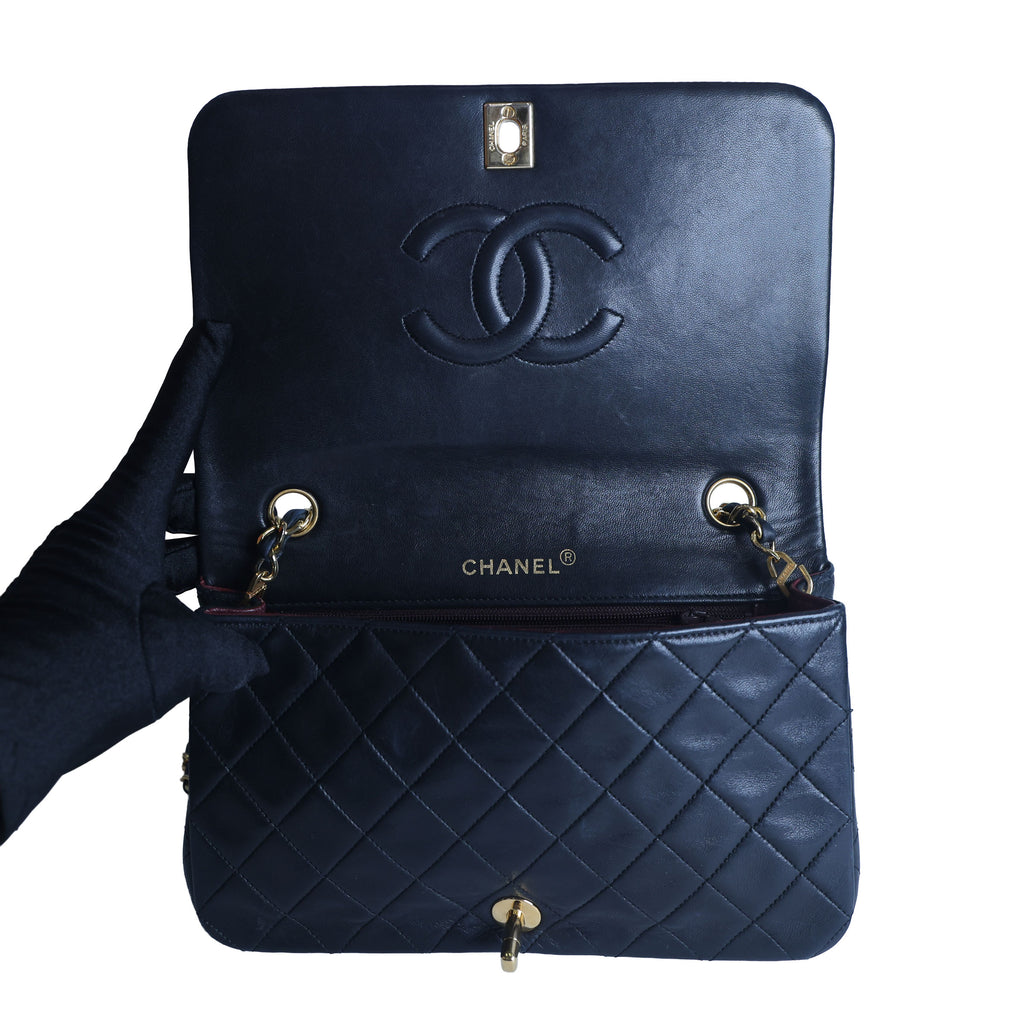 Preowned CHANEL Vintage Matelasse Lambskin 23 Full Flap Black 1XXXX9 | Luxe Again Maison