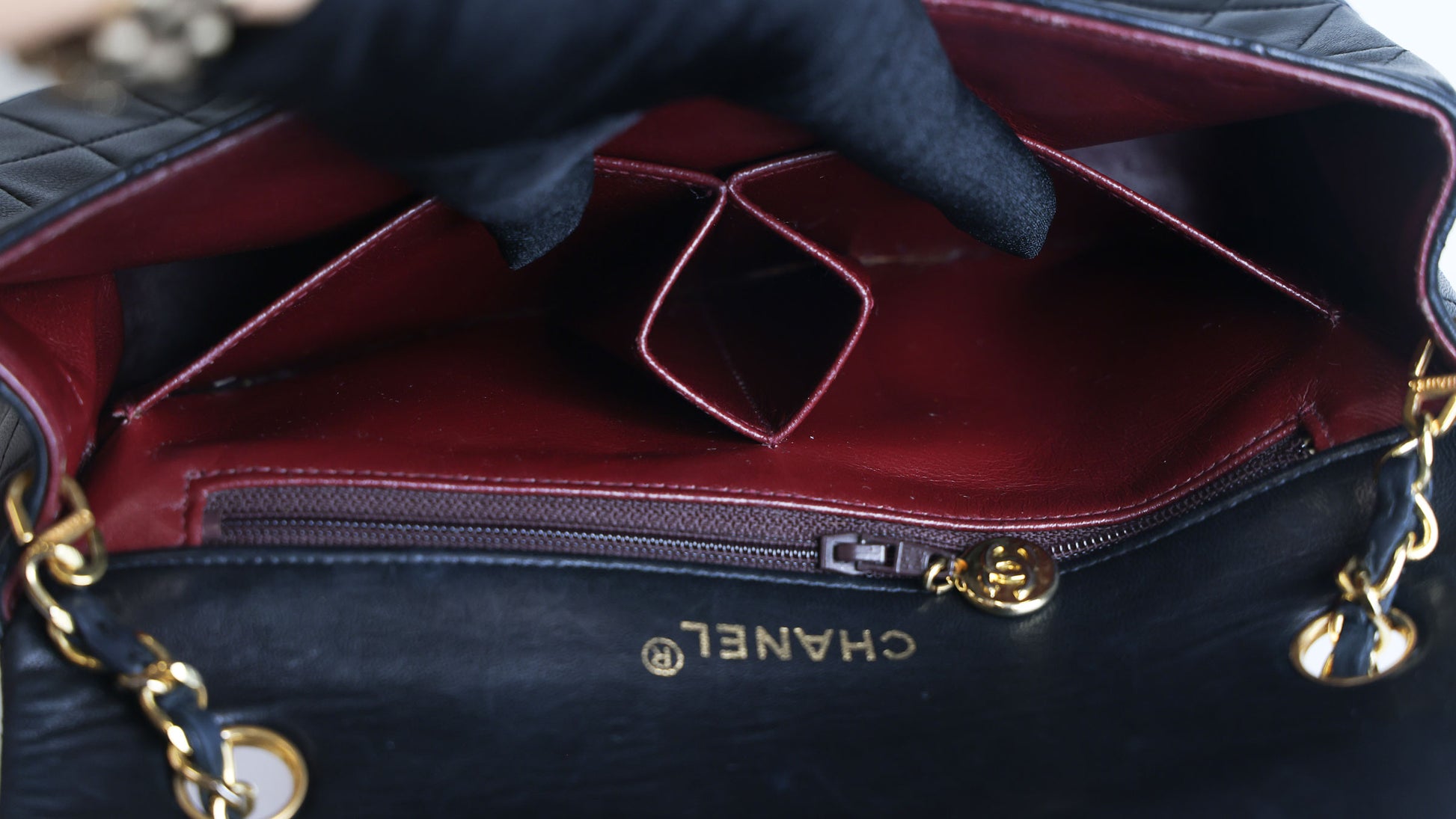 Preowned CHANEL Vintage Matelasse Lambskin 23 Full Flap Black 1XXXX9 | Luxe Again Maison