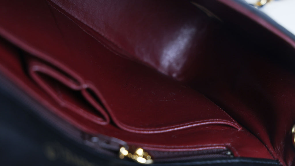 Preowned CHANEL Vintage Matelasse Lambskin 23 Full Flap Black 1XXXX9 | Luxe Again Maison
