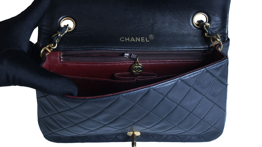 Preowned CHANEL Vintage Matelasse Lambskin 23 Full Flap Black 1XXXX9 | Luxe Again Maison