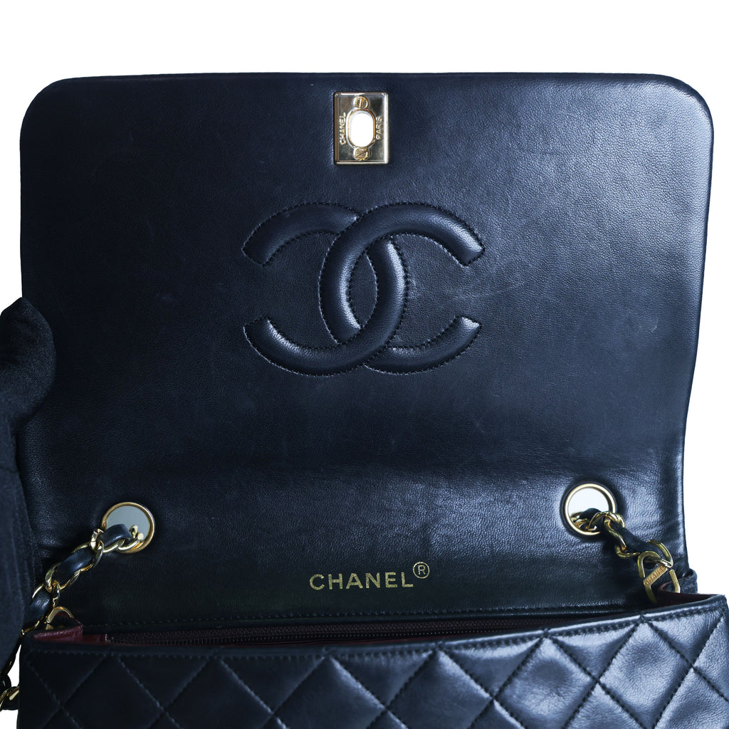 Preowned CHANEL Vintage Matelasse Lambskin 23 Full Flap Black 1XXXX9 | Luxe Again Maison