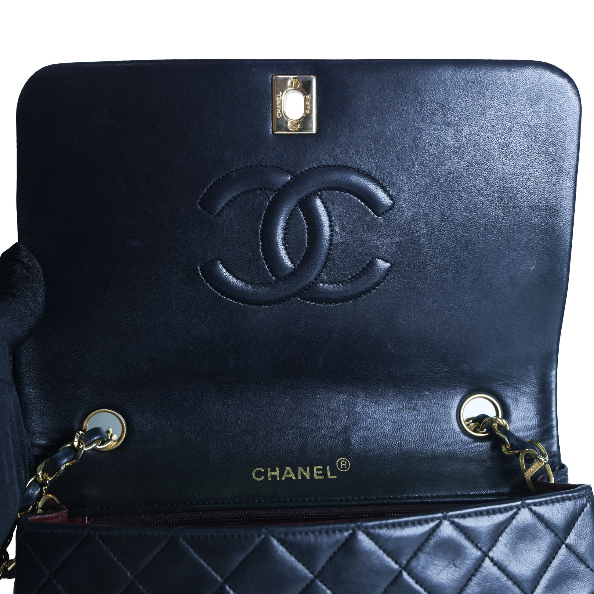 Preowned CHANEL Vintage Matelasse Lambskin 23 Full Flap Black 1XXXX9 | Luxe Again Maison