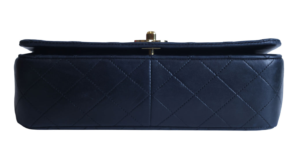 Preowned CHANEL Vintage Matelasse Lambskin 23 Full Flap Black 1XXXX9 | Luxe Again Maison