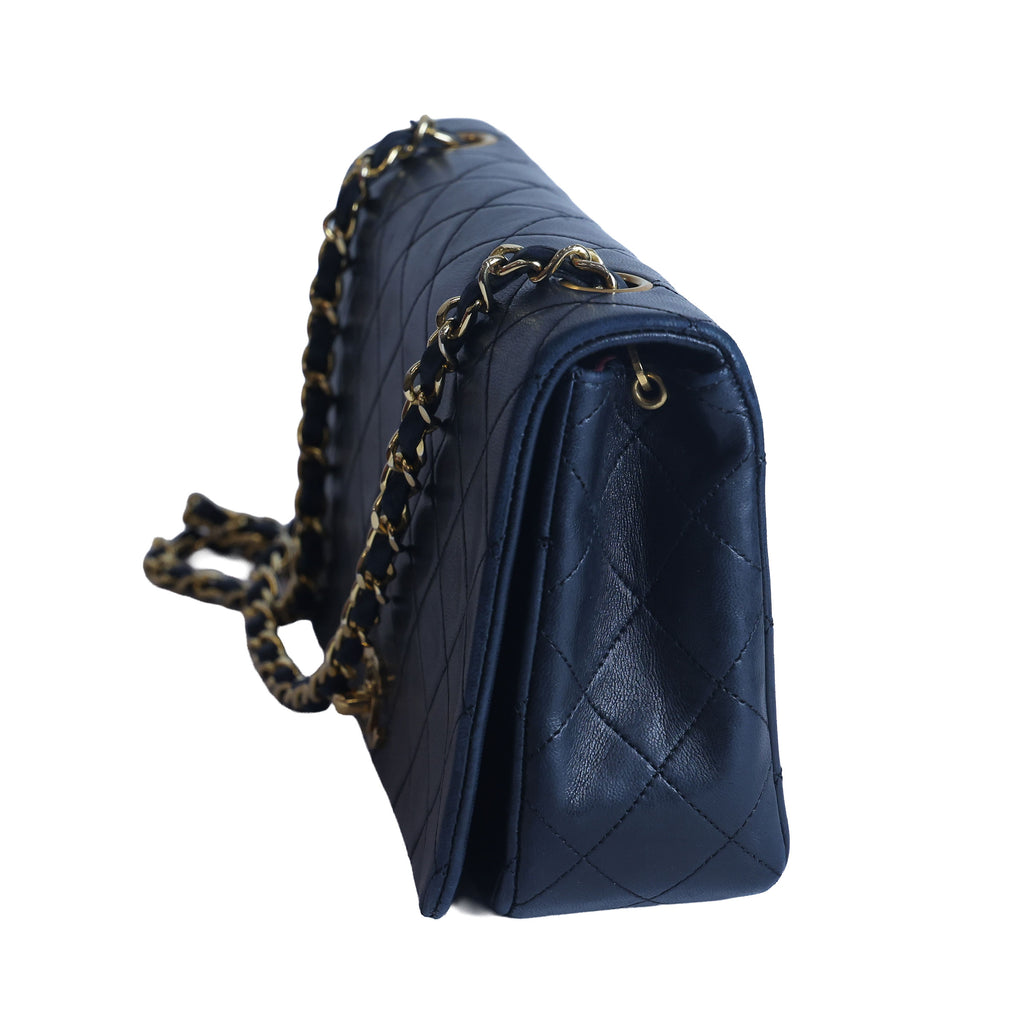 Preowned CHANEL Vintage Matelasse Lambskin 23 Full Flap Black 1XXXX9 | Luxe Again Maison