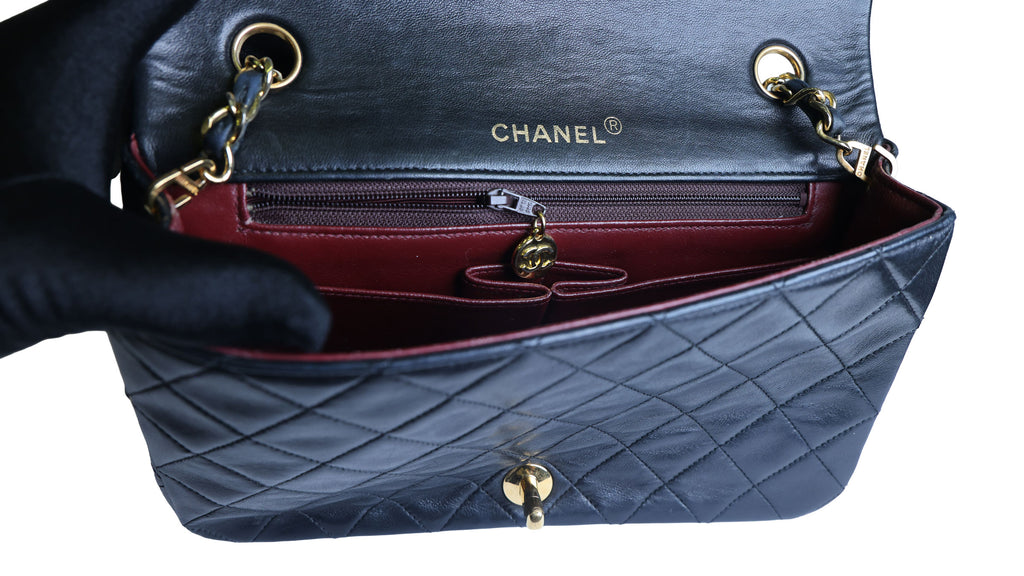Preowned CHANEL Vintage Matelasse Lambskin 23 Full Flap Black 1XXXX9 | Luxe Again Maison