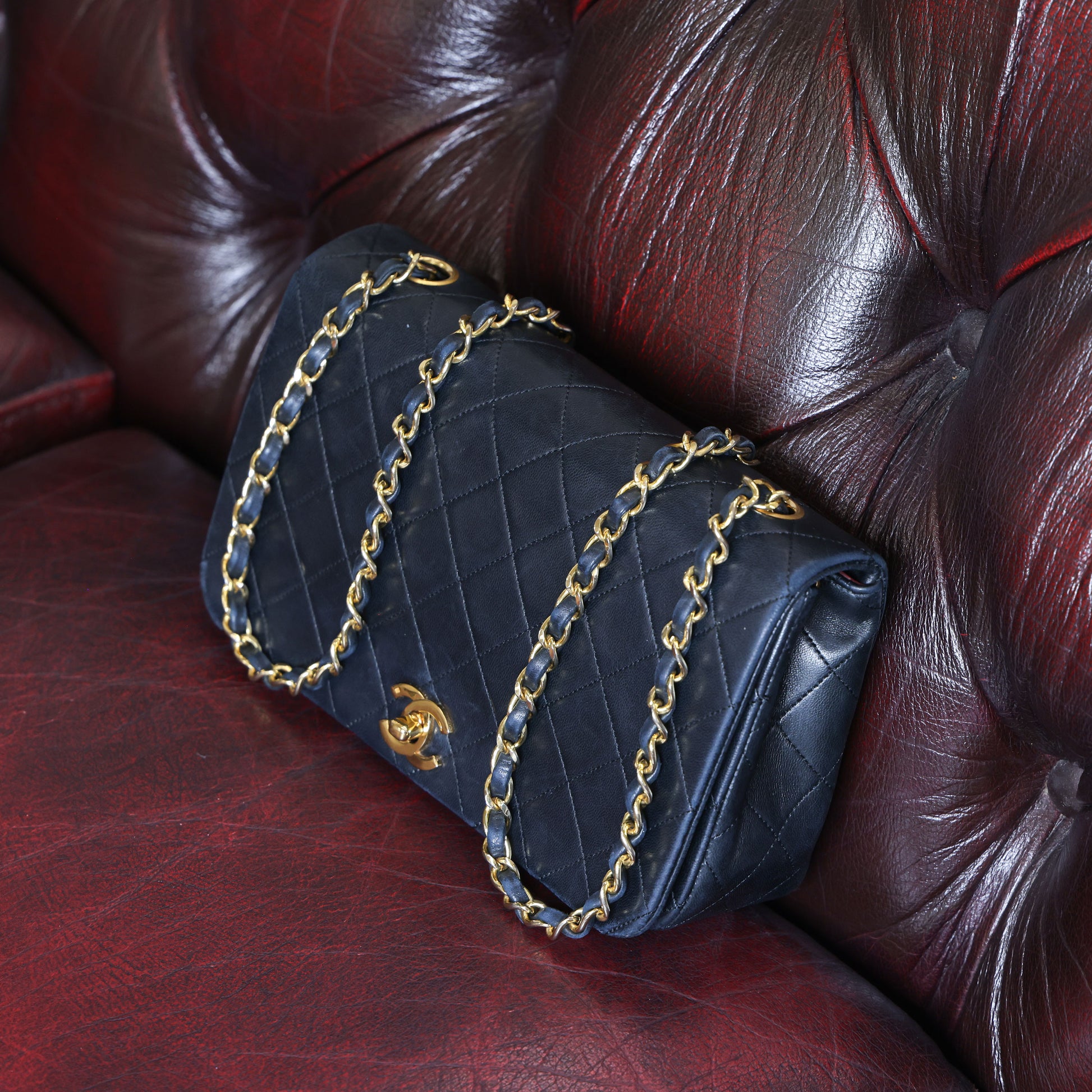 Preowned CHANEL Vintage Matelasse Lambskin 23 Full Flap Black 1XXXX9 | Luxe Again Maison