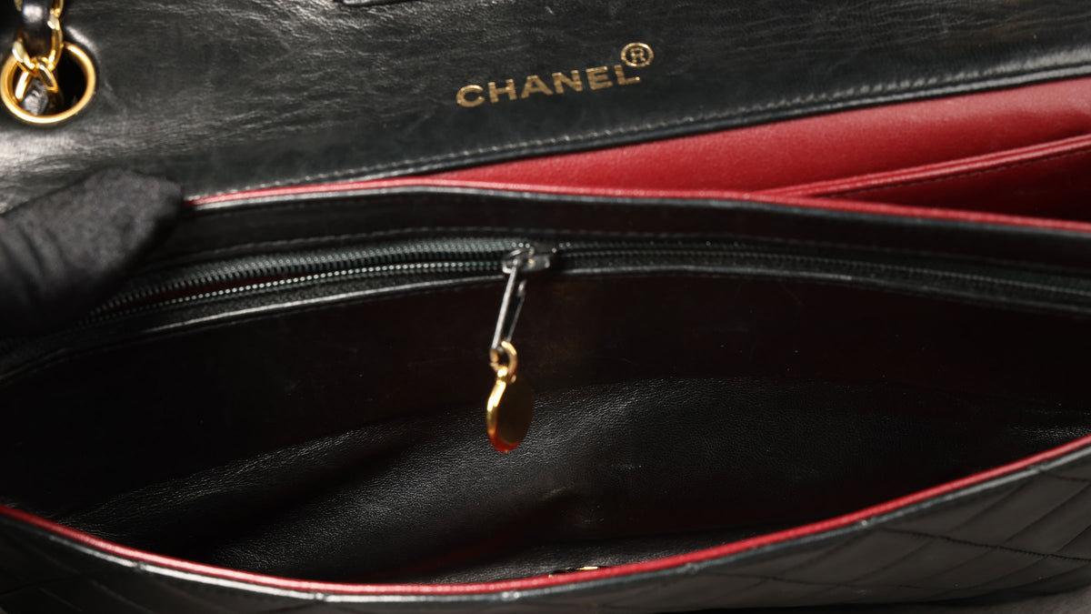 Preowned CHANEL Vintage Single Flap Matelasse Black Lambskin GHW 14XXX73 | Luxe Again Maison