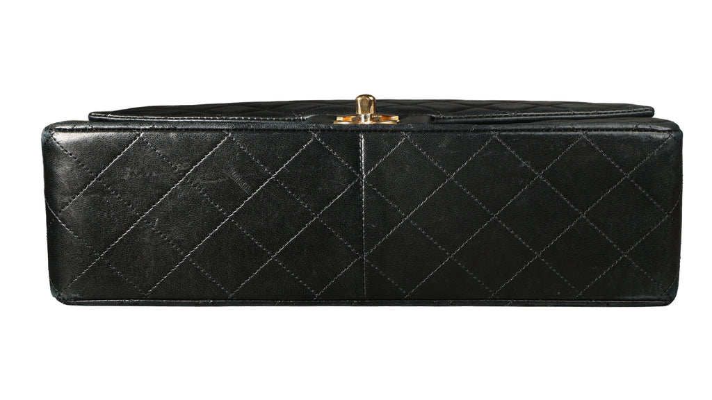 Preowned CHANEL Vintage Single Flap Matelasse Black Lambskin GHW 14XXX73 | Luxe Again Maison