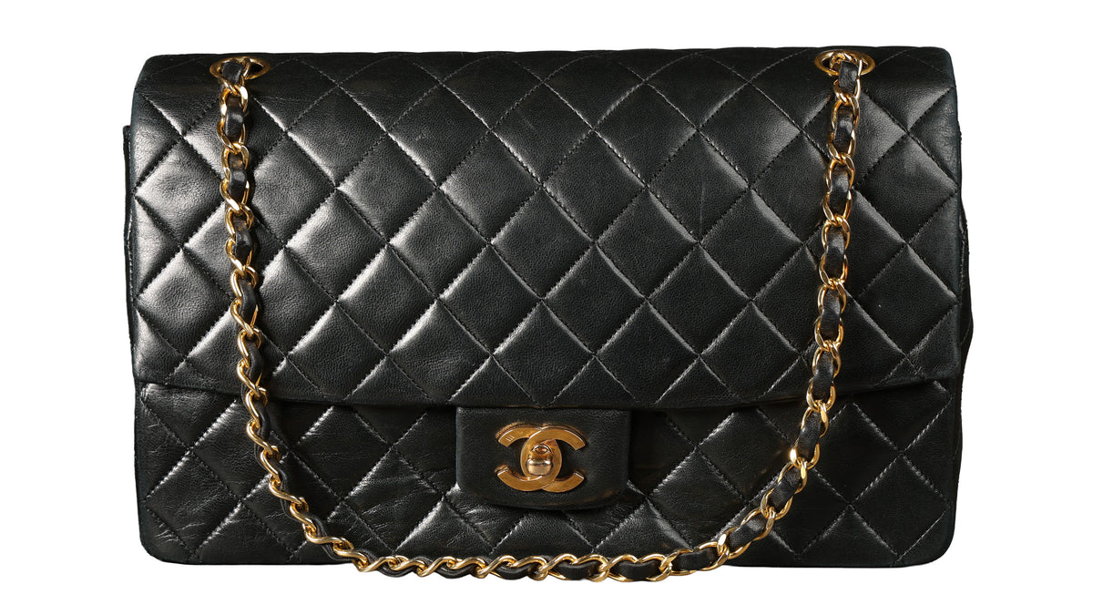 Preowned CHANEL Vintage Single Flap Matelasse Black Lambskin GHW 14XXX73 | Luxe Again Maison