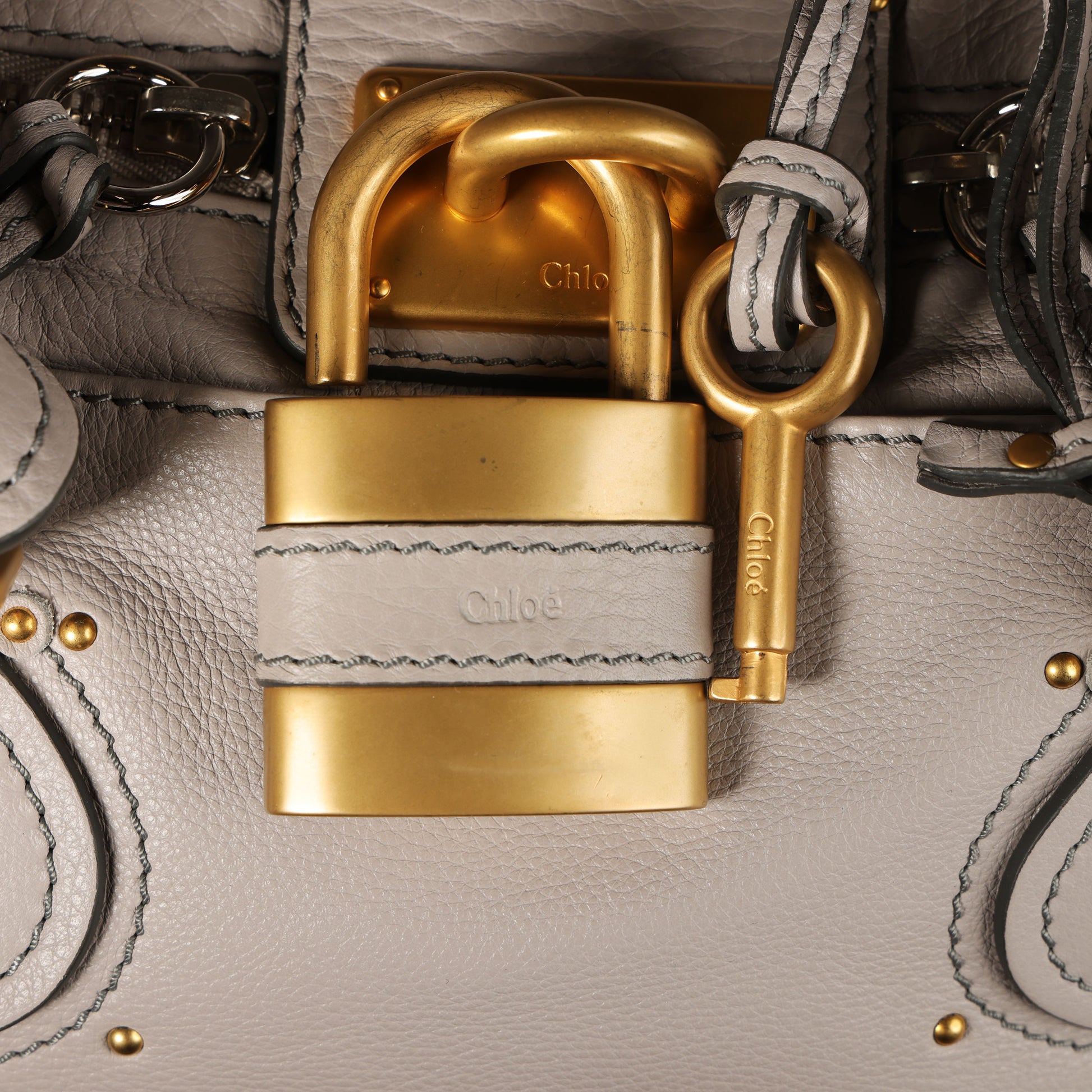 Preowned CHLOE Paddington Classic Leather Gray Satchel | Luxe Again Maison