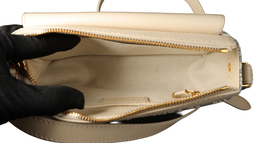 Preowned CHRISTIAN DIOR Dior 30 Montaigne Pocket Bag Small Blue Oblique Raffa | Luxe Again Maison